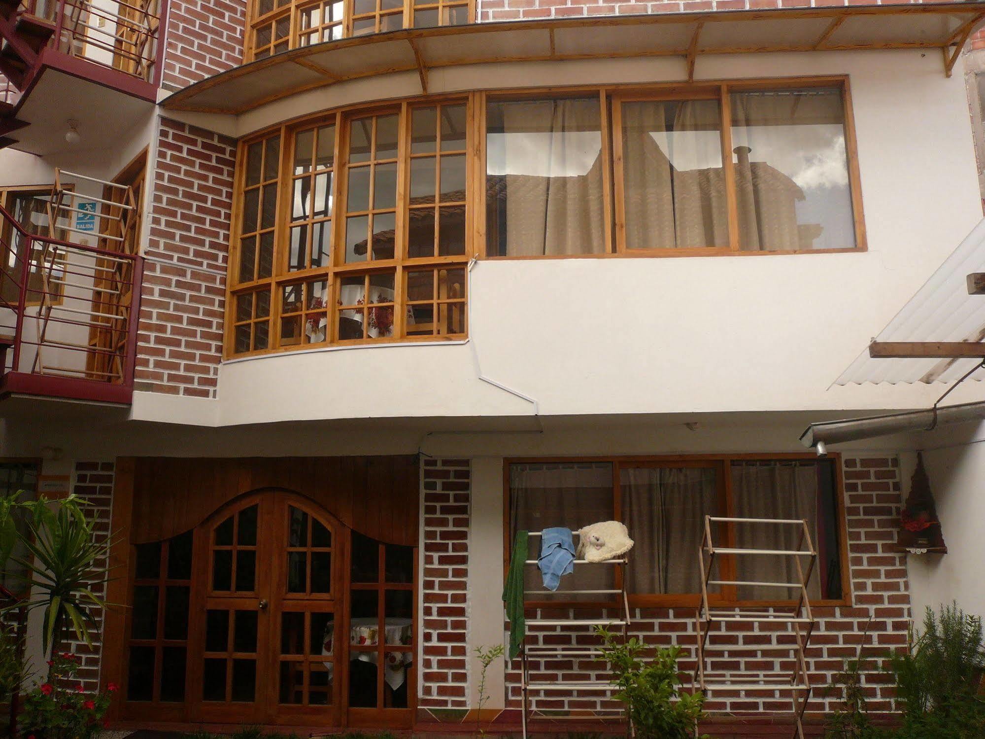 Villa Betty B&B Cusco Bagian luar foto